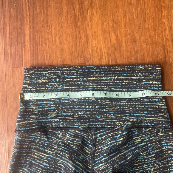 Lululemon Pants Wunder Under Crop Womens 4 High Rise Tweed Runner Pattern Black - Picture 12 of 13